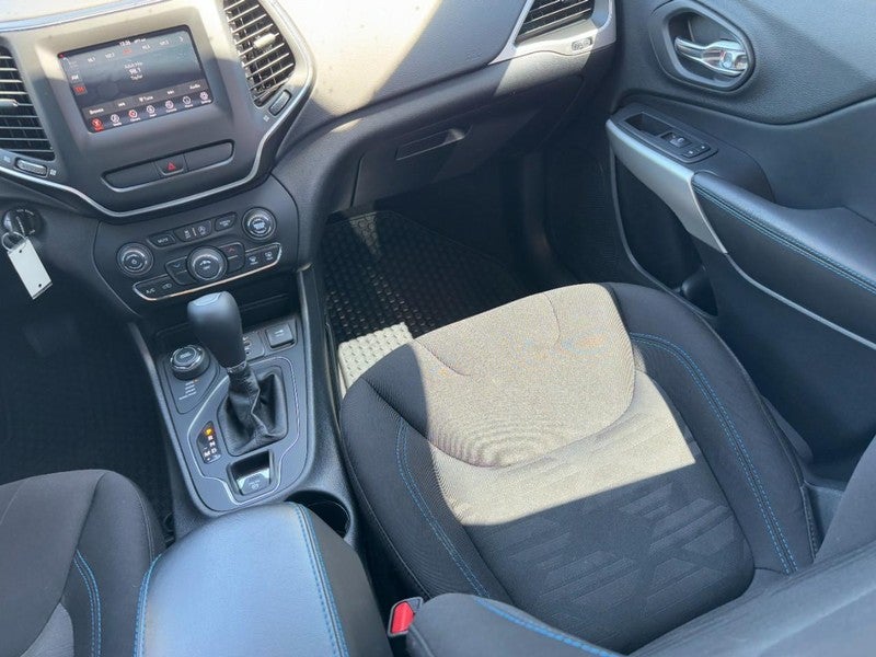 2020 Jeep Cherokee Upland
