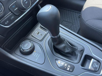 2020 Jeep Cherokee Upland