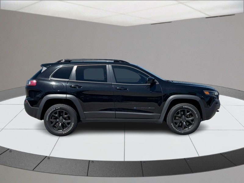 2020 Jeep Cherokee Upland