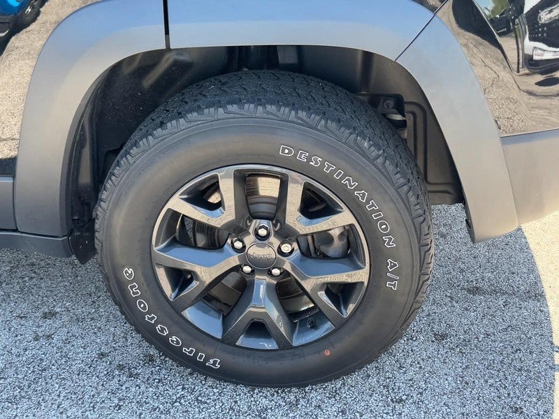 2020 Jeep Cherokee Upland