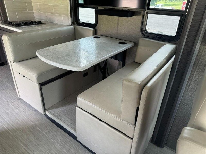 2022 Thor Class A RV Challenger 37DS F24.0-252