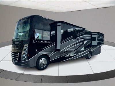 2022 Thor Class A RV Challenger 37DS F24.0-252