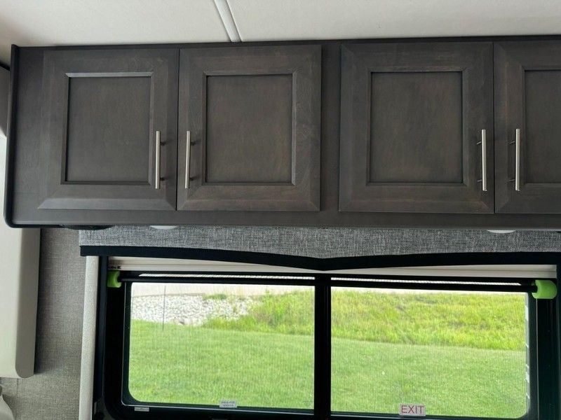 2022 Thor Class A RV Challenger 37DS F24.0-252