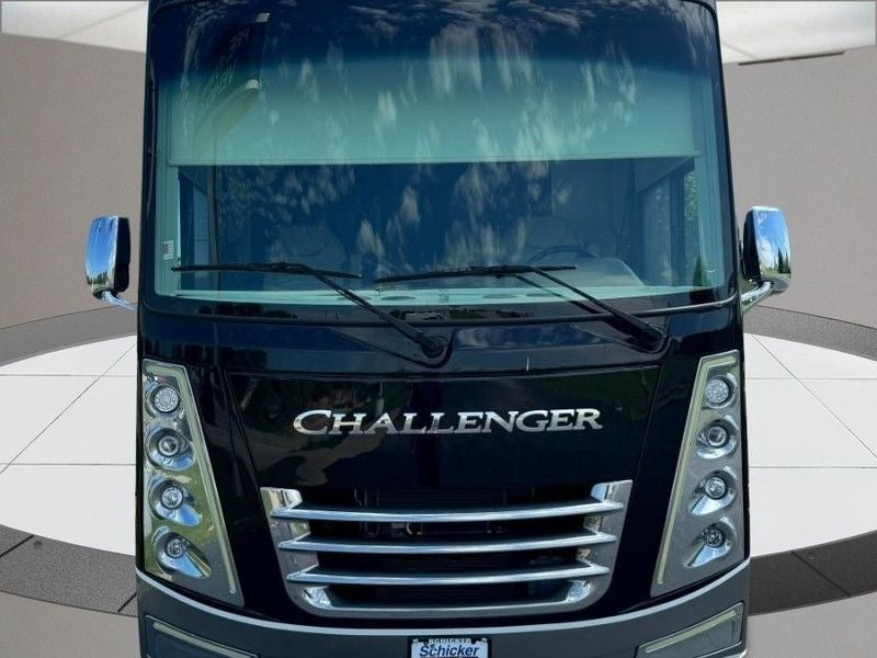 2022 Thor Class A RV Challenger 37DS F24.0-252