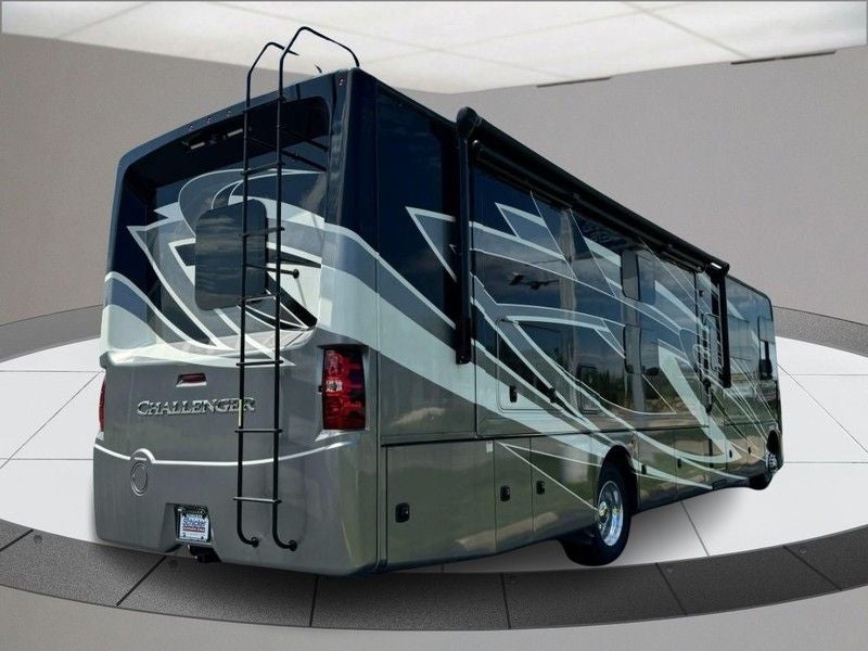 2022 Thor Class A RV Challenger 37DS F24.0-252