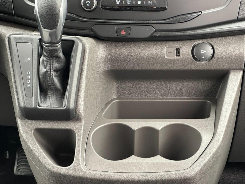 2026 Ford Transit Wagon XL