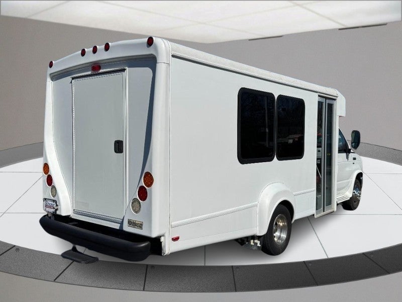 2016 Ford Econoline Base