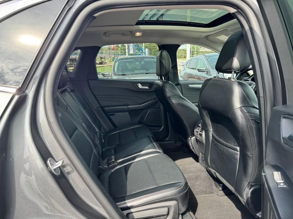 2025 Ford Escape Platinum