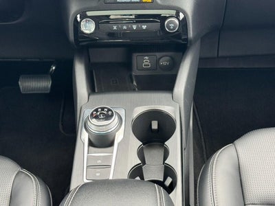 2025 Ford Escape Platinum