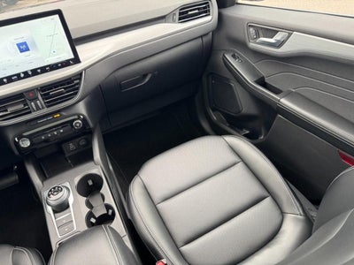 2025 Ford Escape Platinum