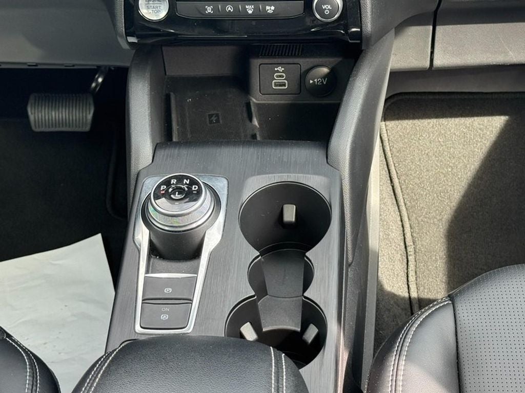 2025 Ford Escape Platinum