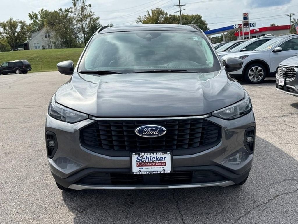 2025 Ford Escape Platinum