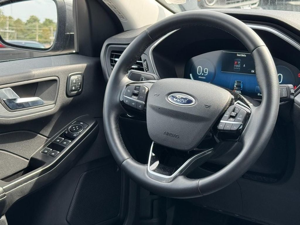 2025 Ford Escape Platinum