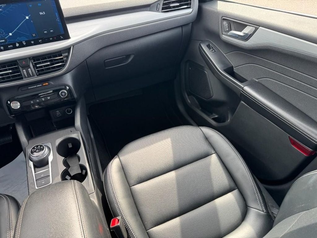 2025 Ford Escape Platinum