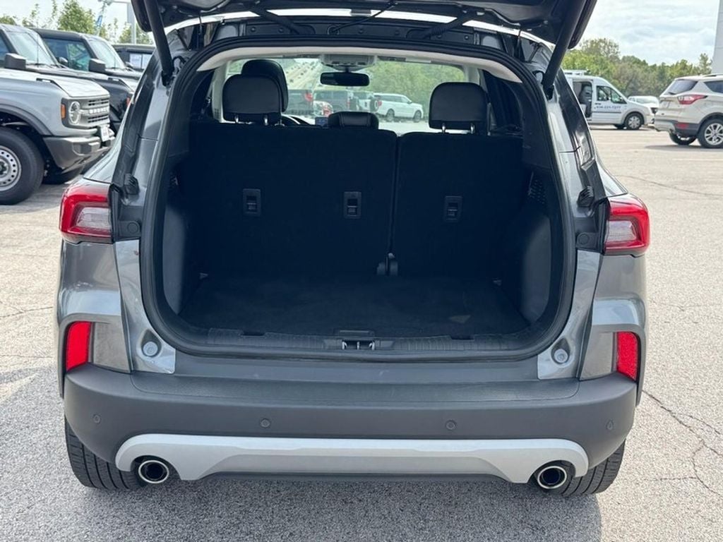 2025 Ford Escape Platinum
