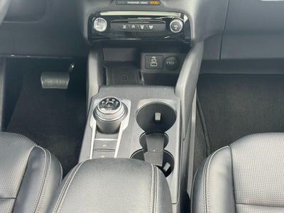 2025 Ford Escape Platinum