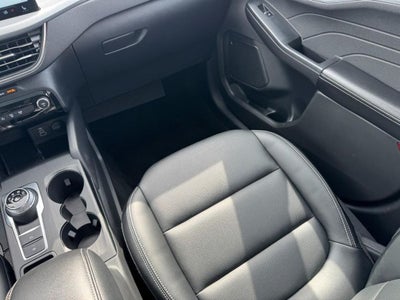 2025 Ford Escape Platinum
