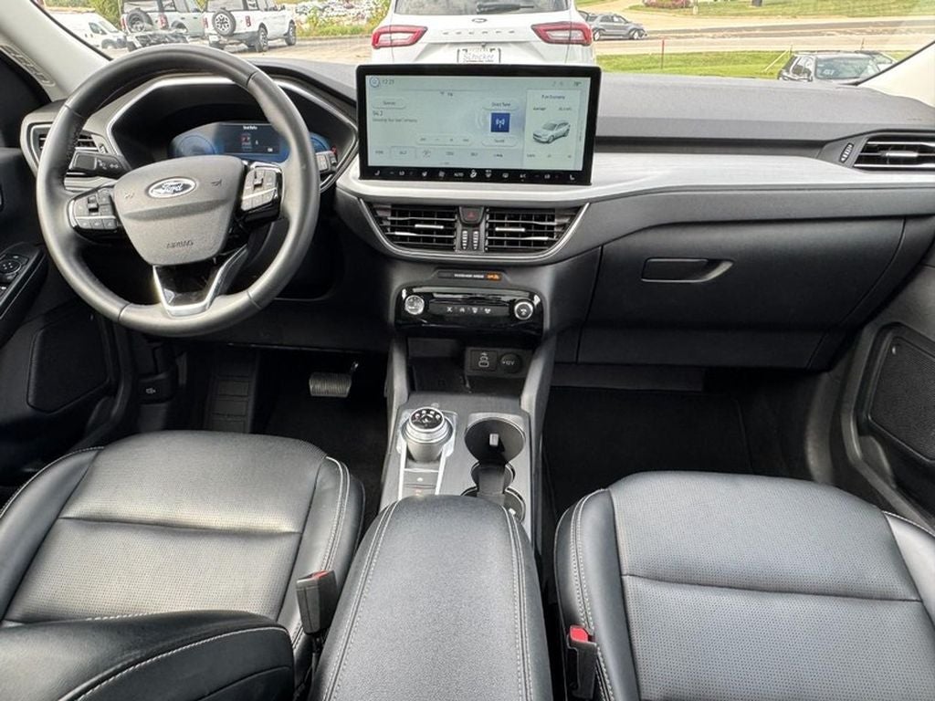 2025 Ford Escape Platinum