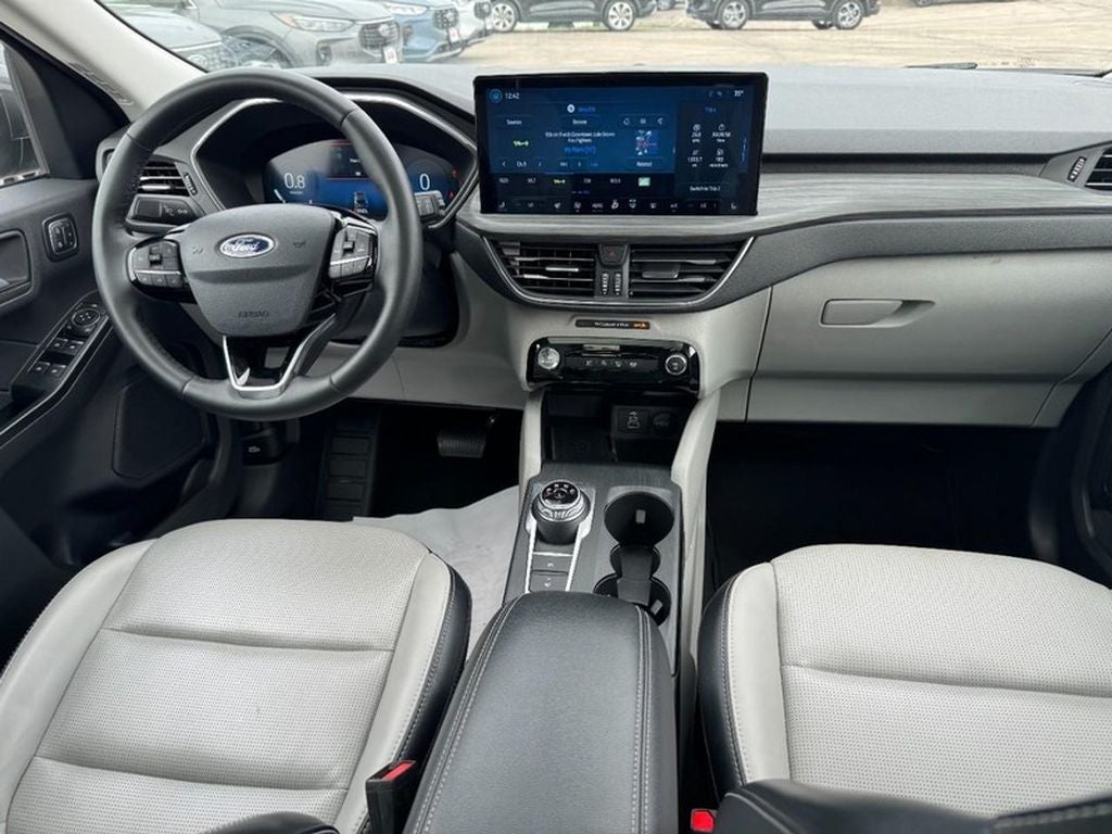 2025 Ford Escape Platinum