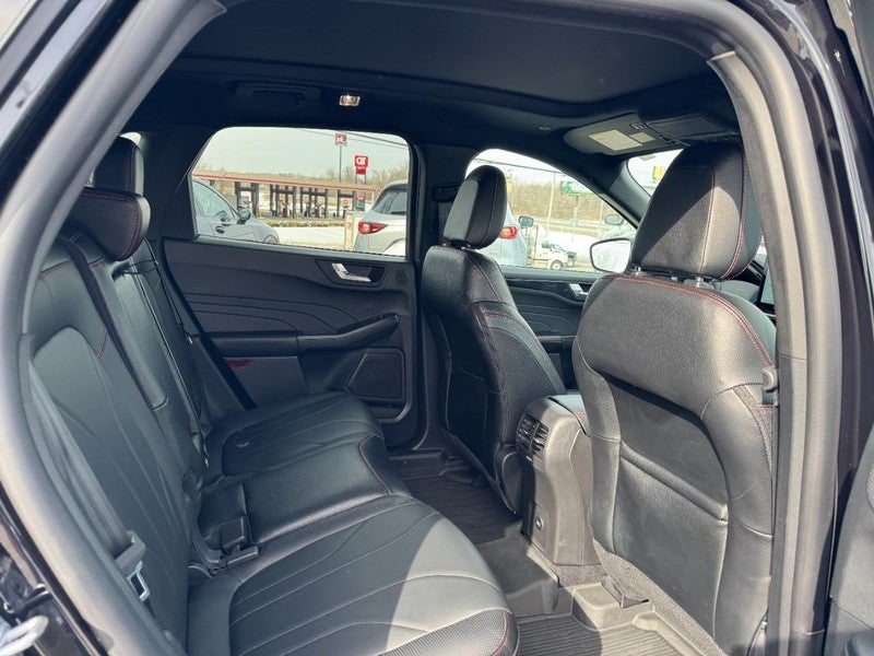 2025 Ford Escape ST-Line Elite