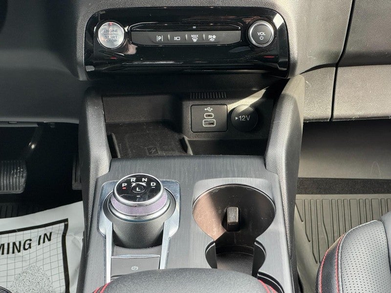 2025 Ford Escape ST-Line Elite