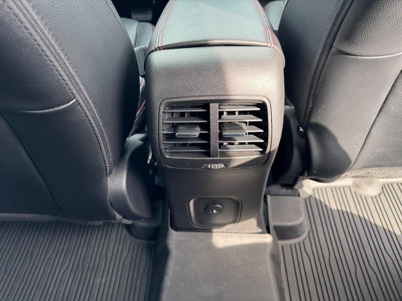 2025 Ford Escape ST-Line Elite