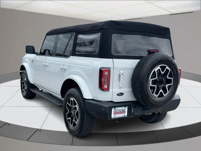 2024 Ford Bronco Outer Banks