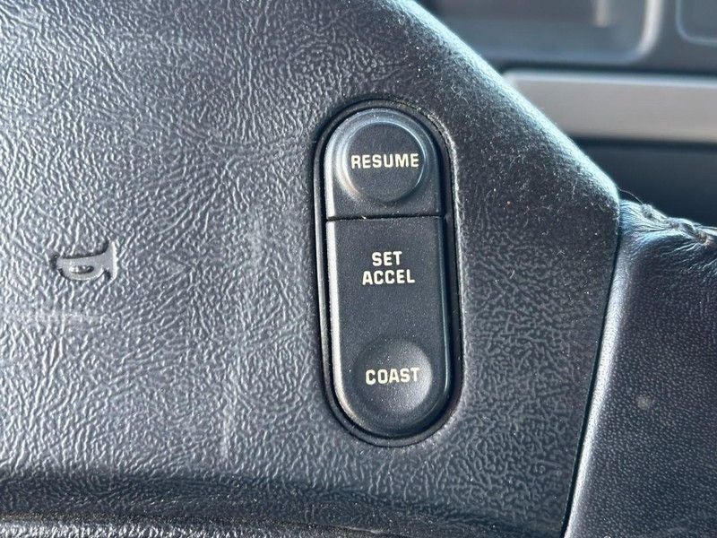 1993 Ford Bronco Base