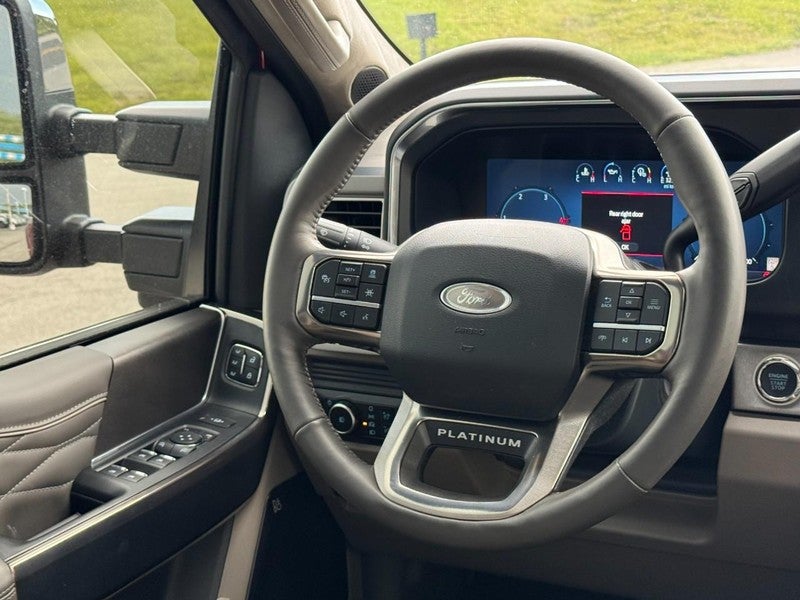2025 Ford F-450 Platinum