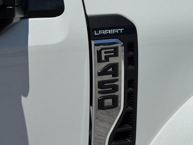2026 Ford F-450 LARIAT