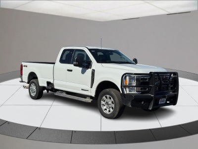 2023 Ford F-350 XLT