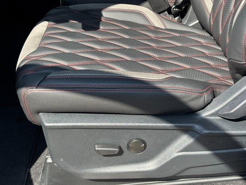 2025 Ford F-150 XL Black Widow