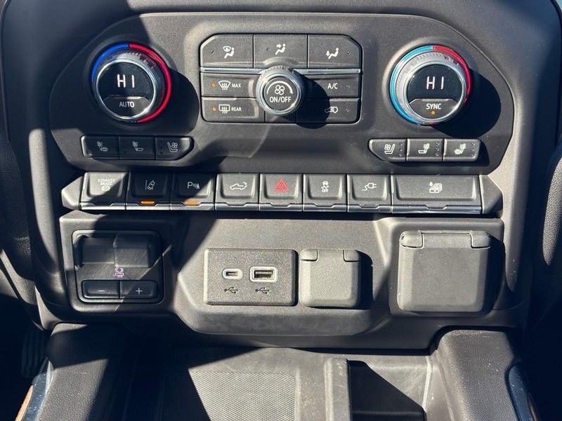 2023 Chevrolet Silverado High Country