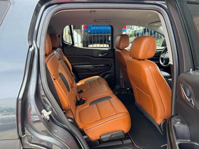 2020 GMC Acadia AT4