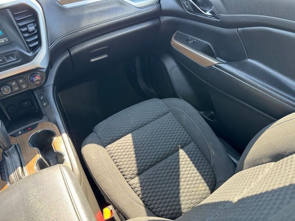 2019 GMC Acadia SLE