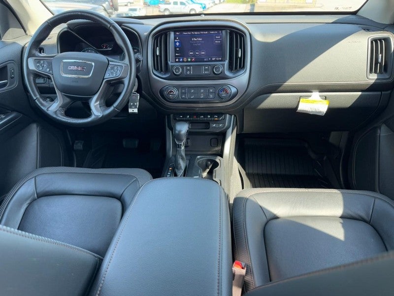 2022 GMC Canyon 4WD AT4 w/Leather