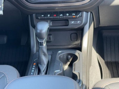 2022 GMC Canyon 4WD AT4 w/Leather