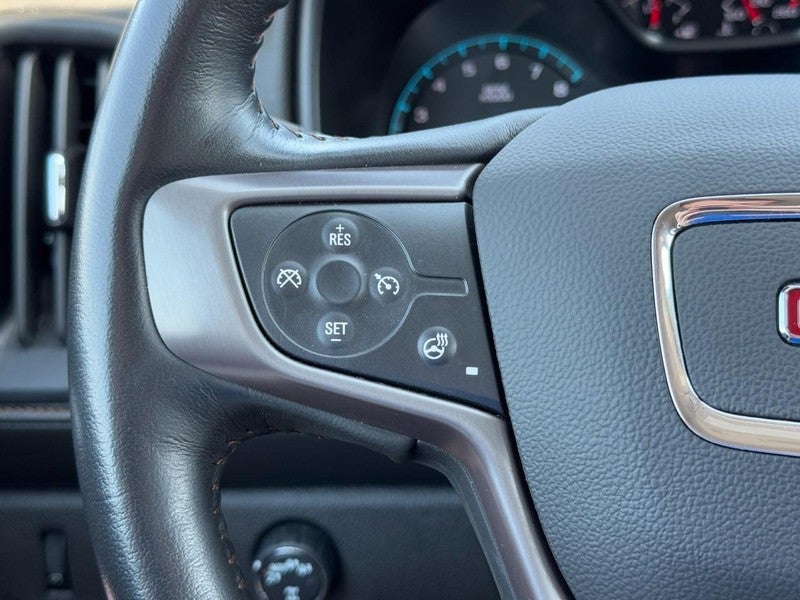 2022 GMC Canyon 4WD AT4 w/Leather