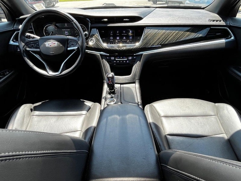 2022 Cadillac XT6 Premium Luxury