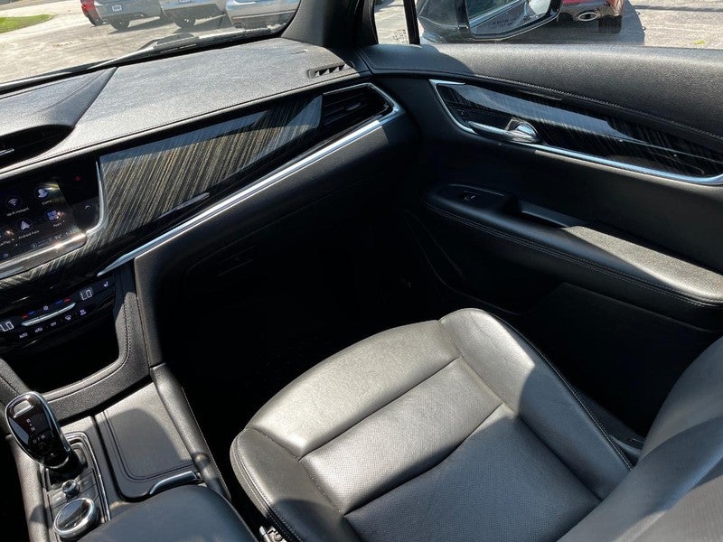 2022 Cadillac XT6 Premium Luxury