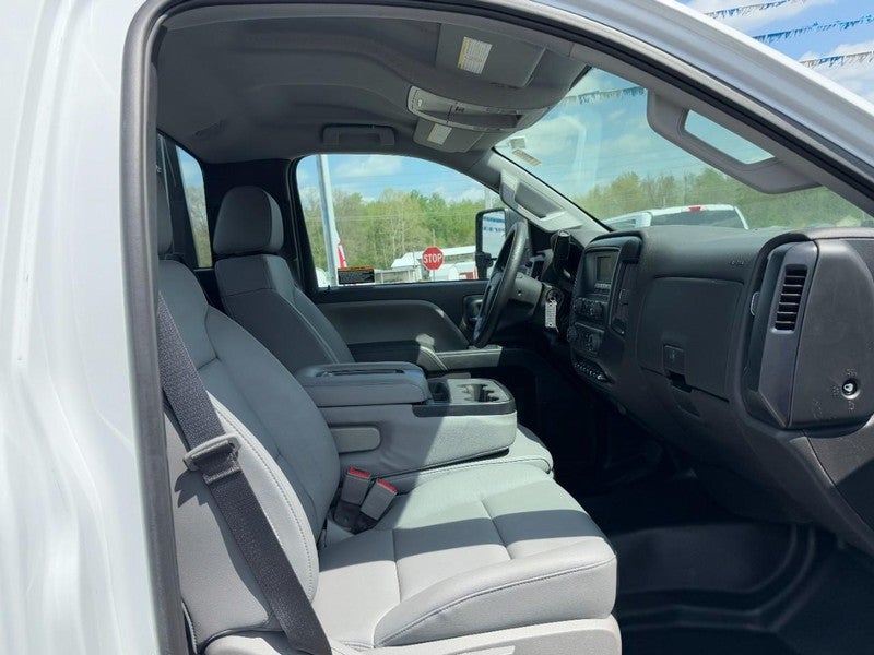 2024 Chevrolet Silverado 5500HD Work Truck
