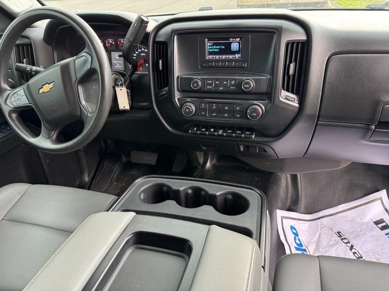 2022 Chevrolet Silverado 5500HD Work Truck