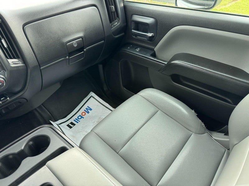 2022 Chevrolet Silverado 5500HD Work Truck