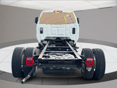 2022 Chevrolet Silverado 5500HD Work Truck