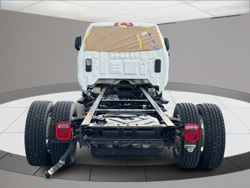 2022 Chevrolet Silverado 5500HD Work Truck