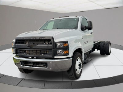 2022 Chevrolet Silverado 5500HD Work Truck