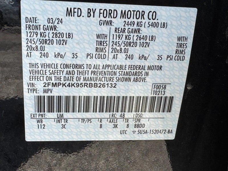 2024 Ford Edge Titanium