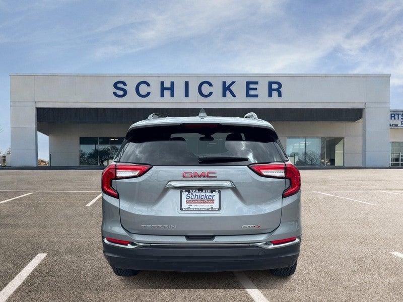 2023 GMC Terrain AT4
