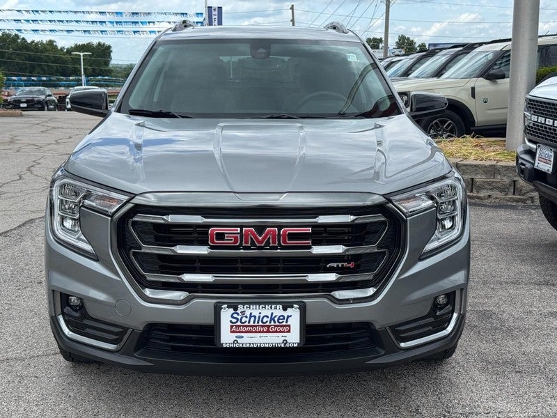 2023 GMC Terrain AT4
