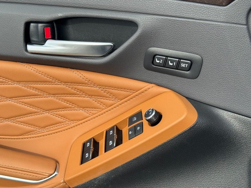 2019 Toyota Avalon Hybrid Limited